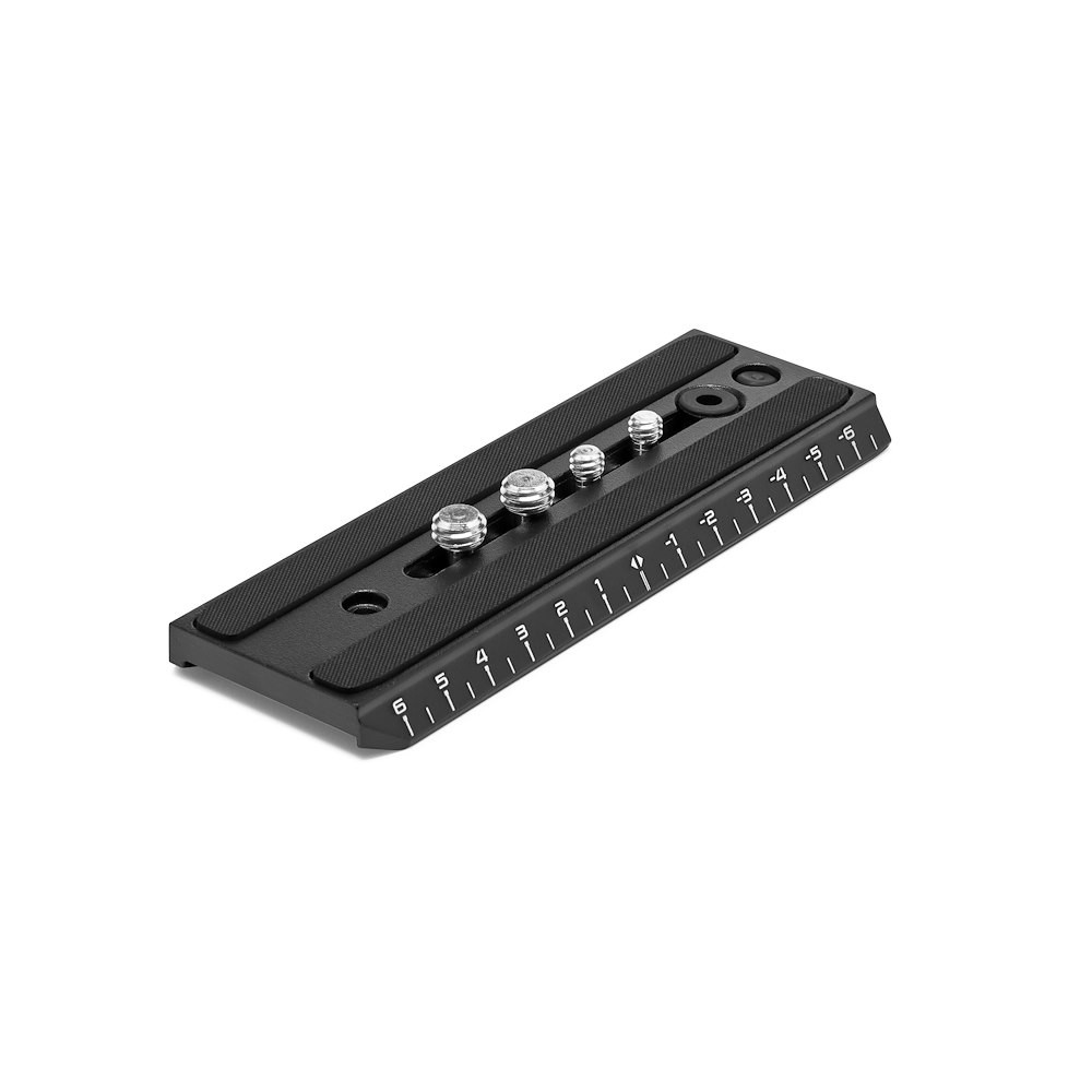 Manfrotto 504PLONGR-1 lemez és a mellékelt rögzítőcsavarok