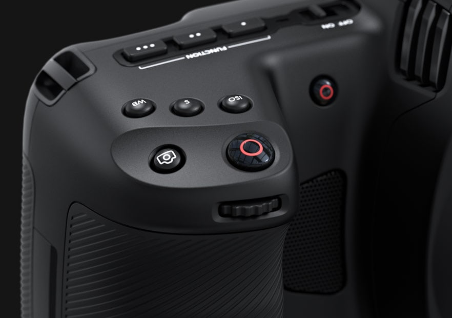 Blackmagic Cinema Camera 6K – Kezelőszervek az ujjak alatt