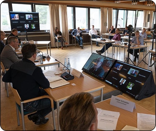 Streaming, felvétel és webkamera