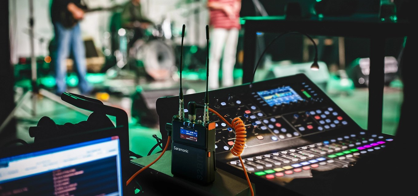 Saramonic K9 Digital Duo – Felvevő, keverőpult és színpad