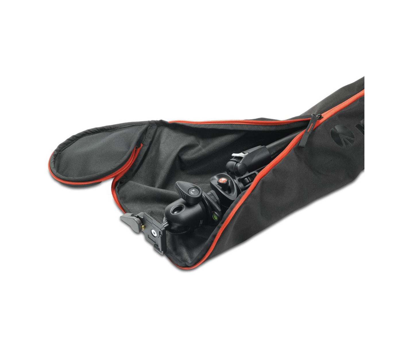 A Manfrotto MBAG80N belseje állvánnyal és fejjel