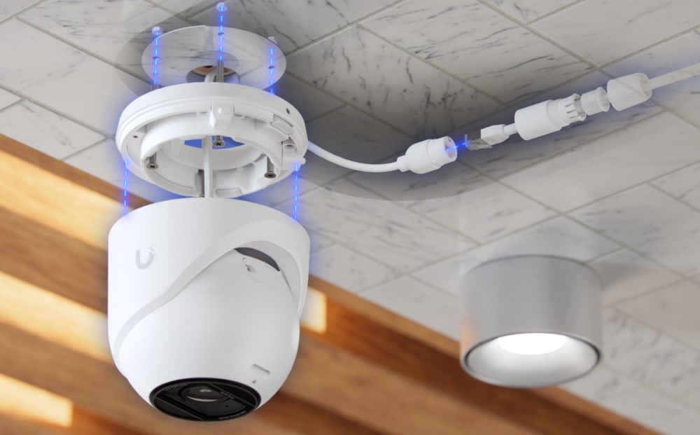 Ubiquiti UniFi Protect G6 Pro Turret, fehér – Mennyezetre és falra szerelhető