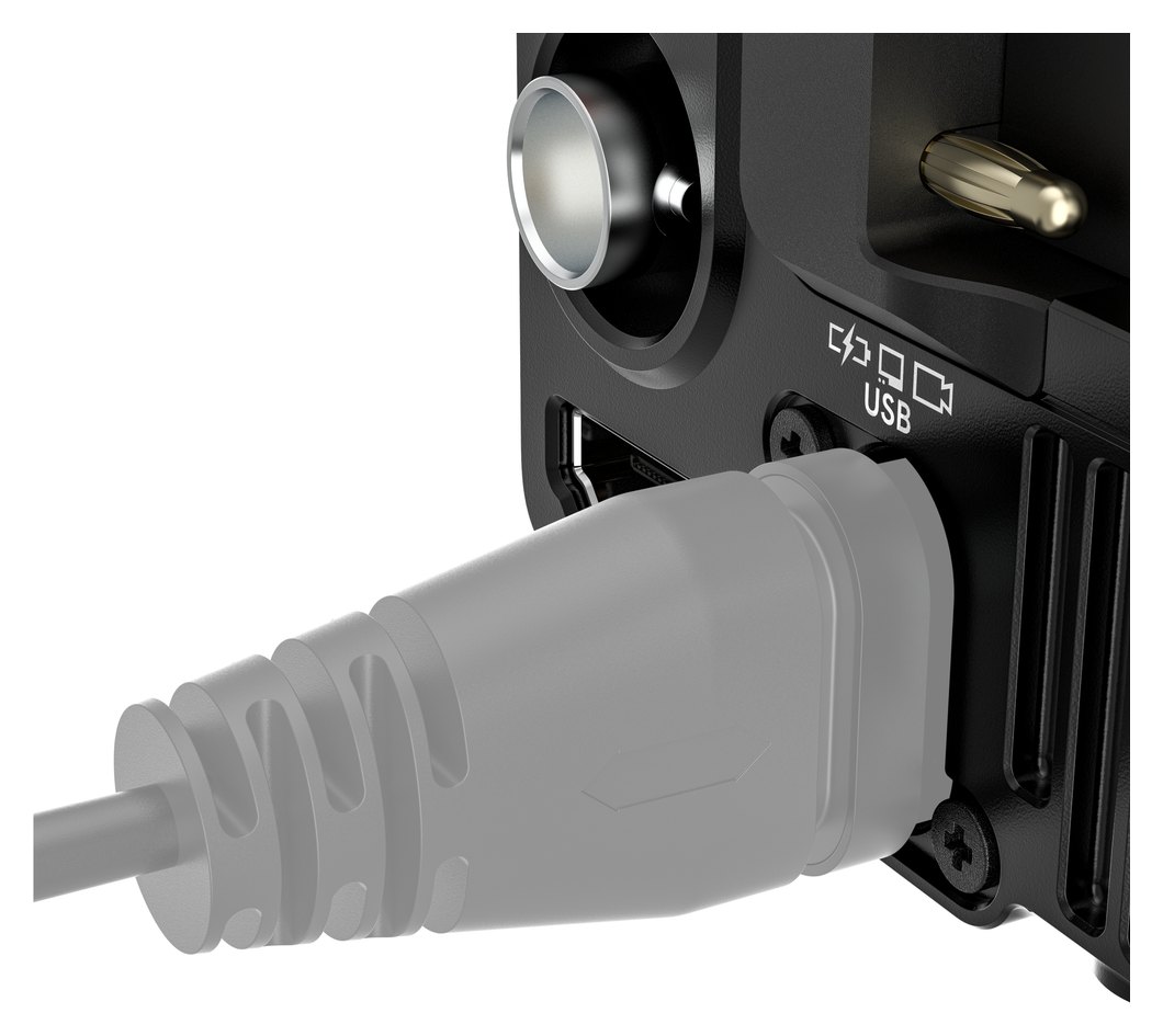 Három zárható USB-C port
