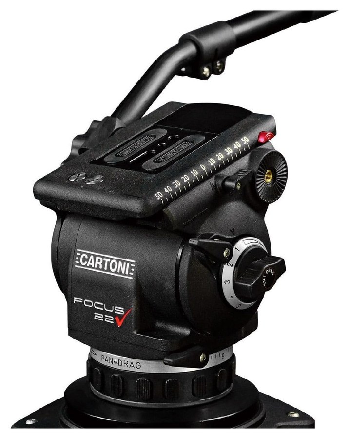 Cartoni Focus 22/150 – Eltolható talp és fékek