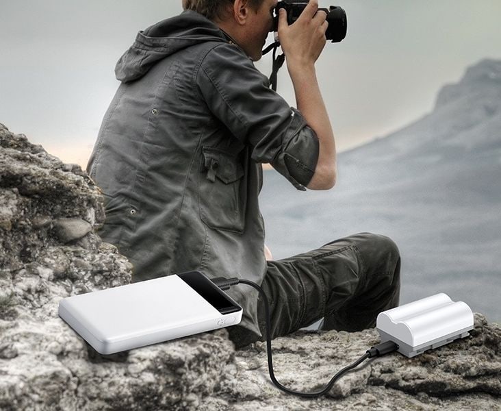 2 darab 2400 mAh-s akkumulátor