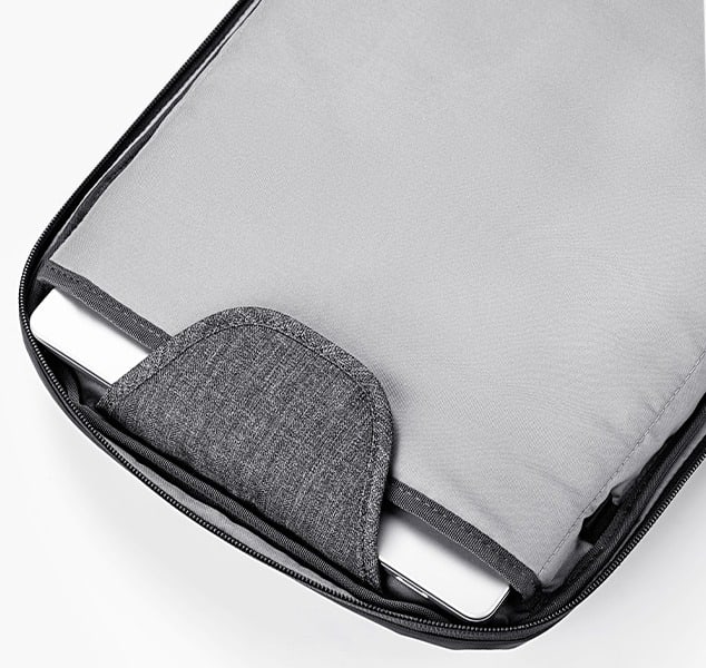 Külön laptoprekesz