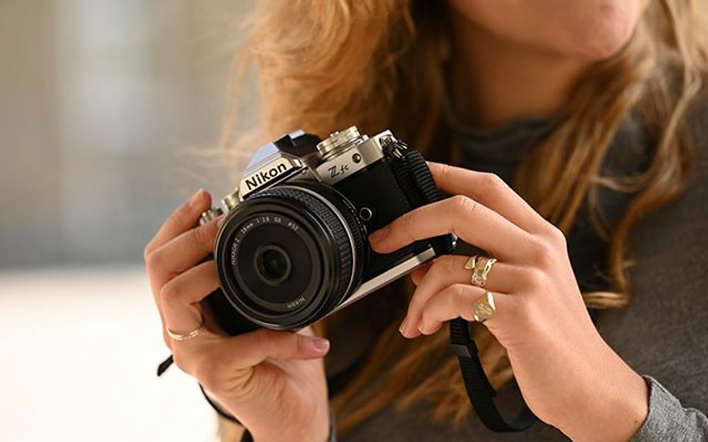 NIKKOR Z 28mm f/2.8 SE objektív