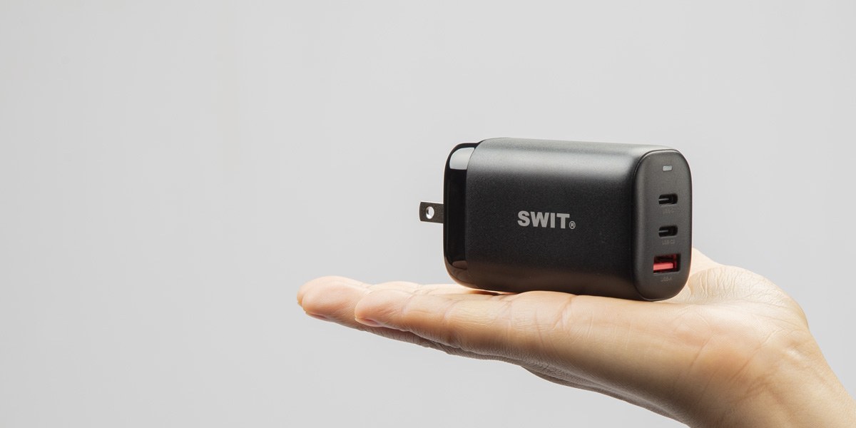SWIT UC-2065 65 W-os USB-C töltő