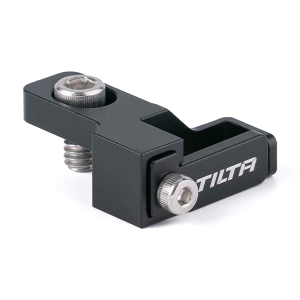 A HDMI kábelt a ketrec tartja, nem a csatlakozó