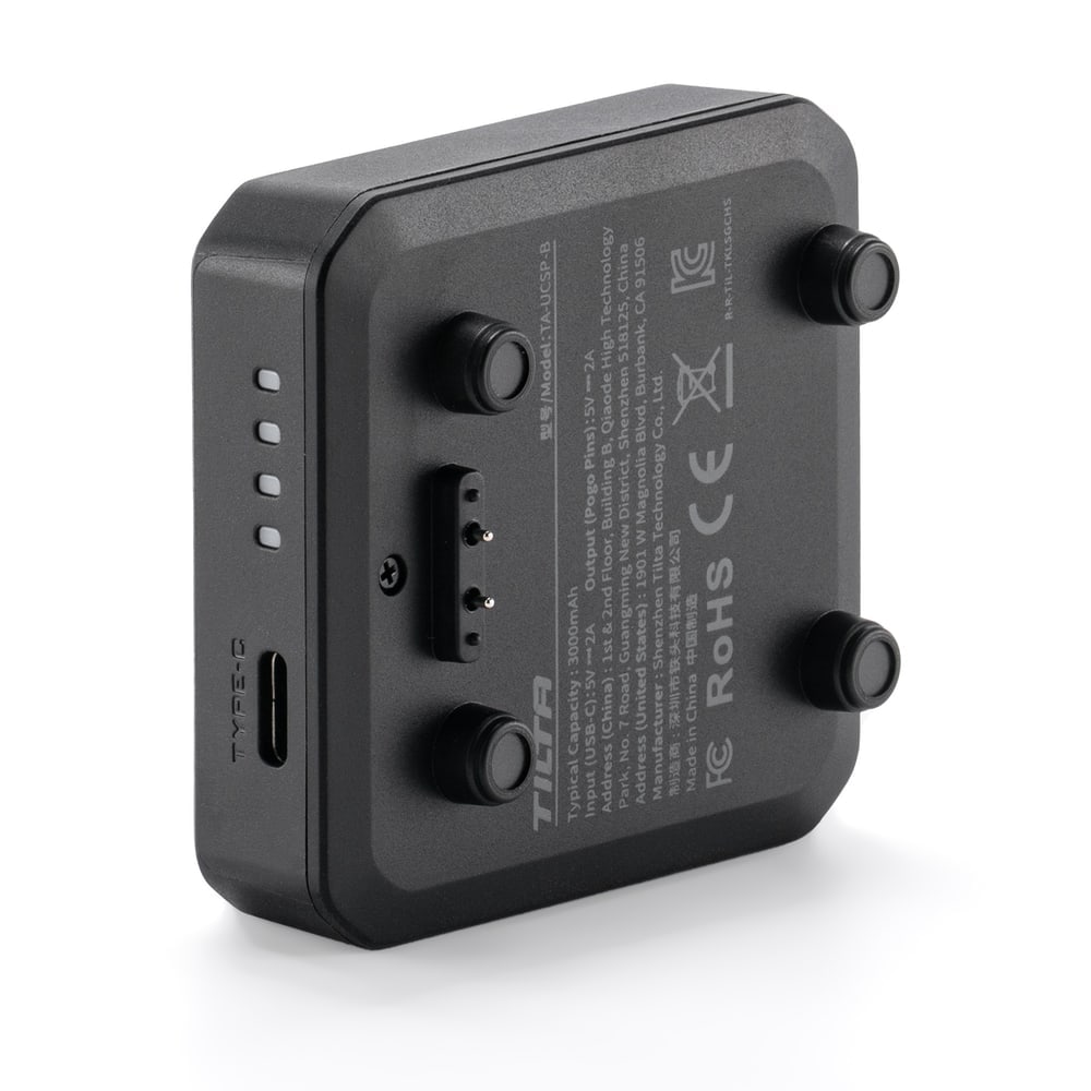 Töltés USB-C-n, töltöttség a jelzőfényeken