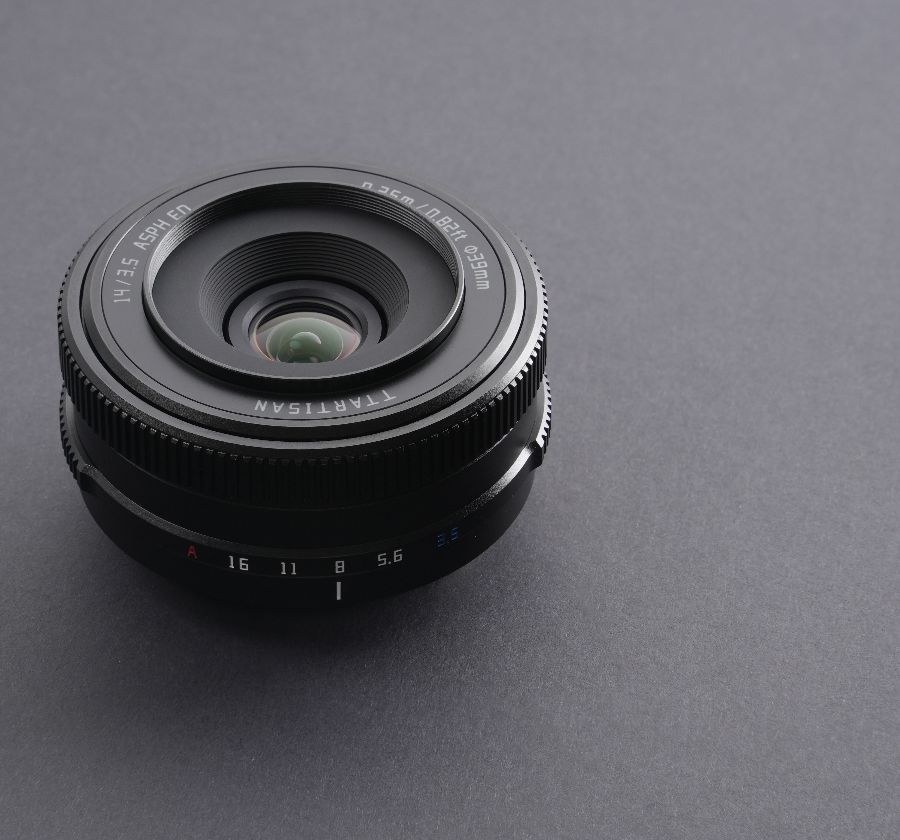 TTArtisan APS-C AF 14mm F3.5 – Lapos és könnyű, 98 g