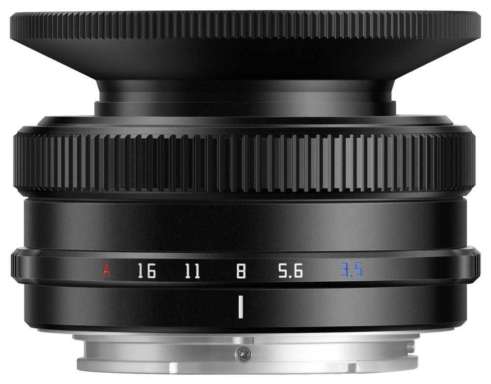 TTArtisan APS-C AF 14mm F3.5 – Napellenző a csomagban