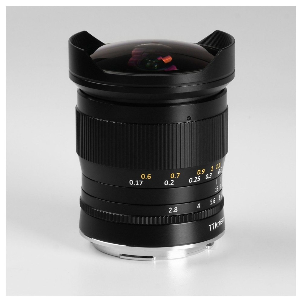 TTArtisan 11mm F2.8 Fisheye – Kézi élességállítás 0,17 m-től