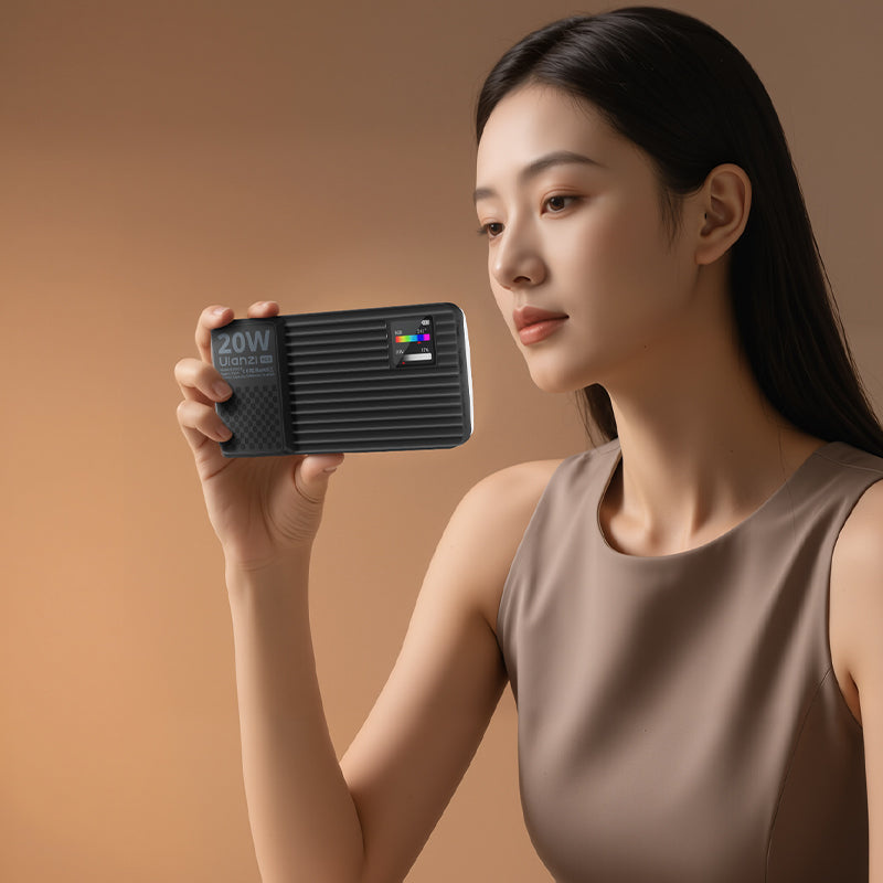 Ulanzi K20 RGB 20W panelové světlo – Lehké a přenosné